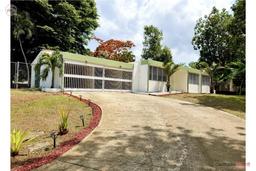 In Caguas - Beautiful and spacious property
