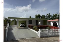 Spacious House 3 And 25 With Terrace In Caguas
