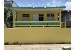 House for rent steps from the beach in Isabela