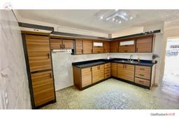 Live with space, comfort, and close to everything