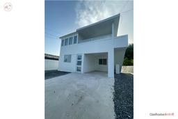 3-Bedroom Apartment in Omo Salinas