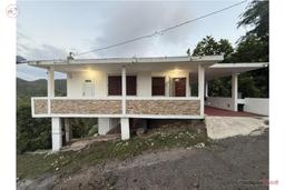 Caniaco Cerca Del Lago Dos Bocas