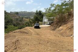 Multi-family house on land, Trujillo Alto