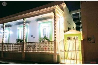 Spacious property in the center of Ponce