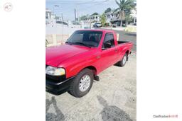 Mazda B3000 - 2001 - como nueva!