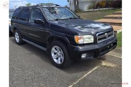 Nissan Pathfinder 2003 LE