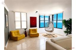 Full-floor apartment with ocean view | Condado