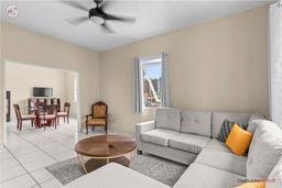 Condado: Best Location With Water Cistern