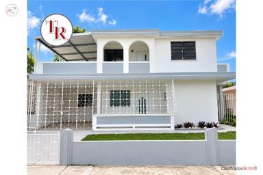 Beautiful 4-bedroom, 2-bathroom property with excellent location!