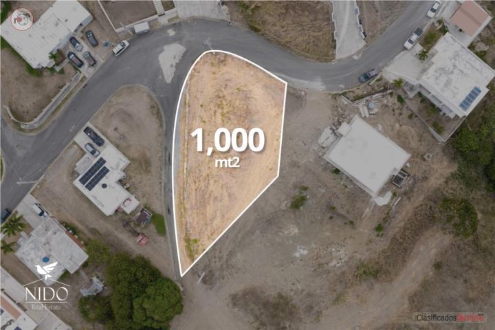 Solar de aproximadamente 1,000 m² en Coamo