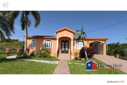 Elegant home in Moca