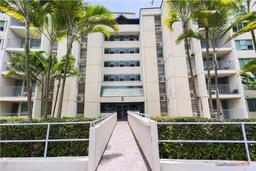 Atrium Park - Beautiful and Comfortable 2/2 Apartment
