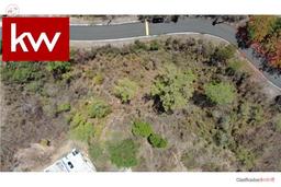 Quintas de Altamira Neighborhood - Lot in Juana