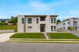 Luxurious house in Naguabo, 5 bedrooms and 3 bathrooms, $489k