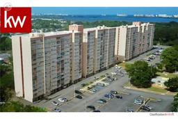 Apartment in Torres de Cervantes Condominium