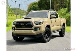 Toyota Tacoma Sport - Clean Carfax