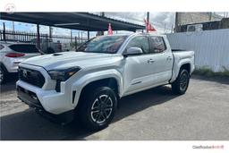 Toyota Tacoma 2024 TRD sport 4x4