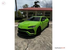 Lamborghini Urus 2021 | 12K mi | Verde Mantis