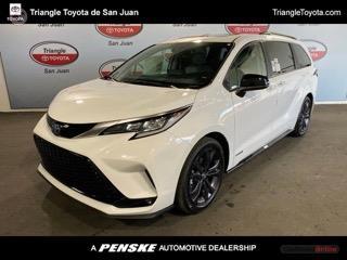 Toyota Sienna XSE Hybrid 2026, piel y techo solar